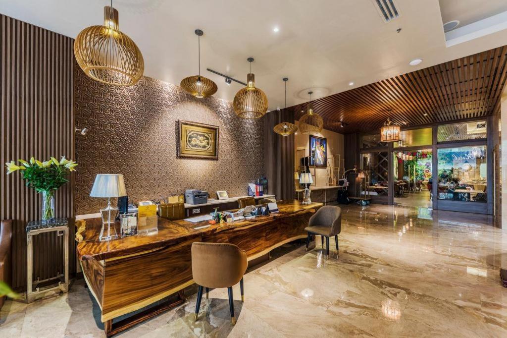 Sunflower Cbq Hotel Ho Chi Minh City Exterior photo