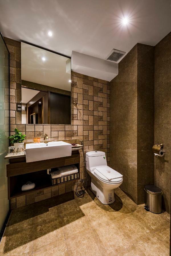 Sunflower Cbq Hotel Ho Chi Minh City Exterior photo