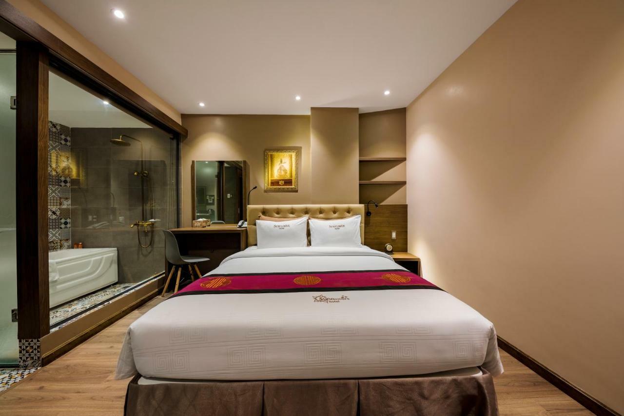 Sunflower Cbq Hotel Ho Chi Minh City Exterior photo